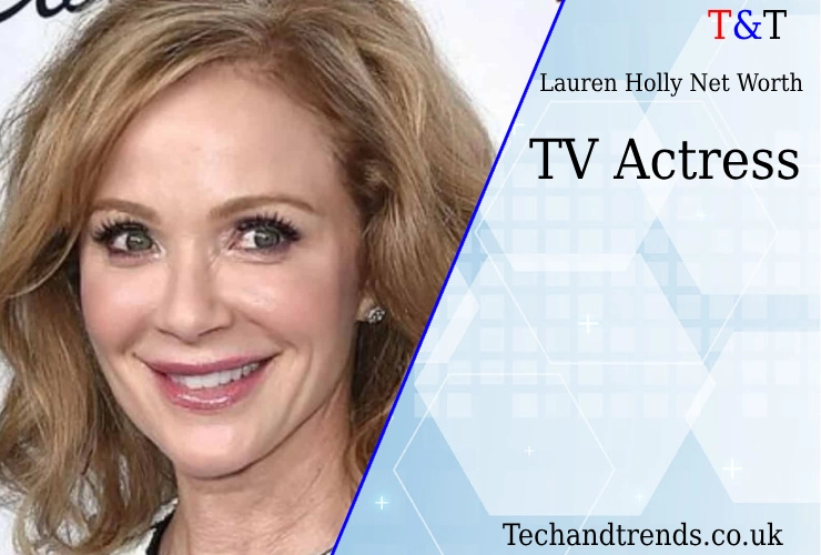 Lauren Holly net worth: Actress at a red carpet event.